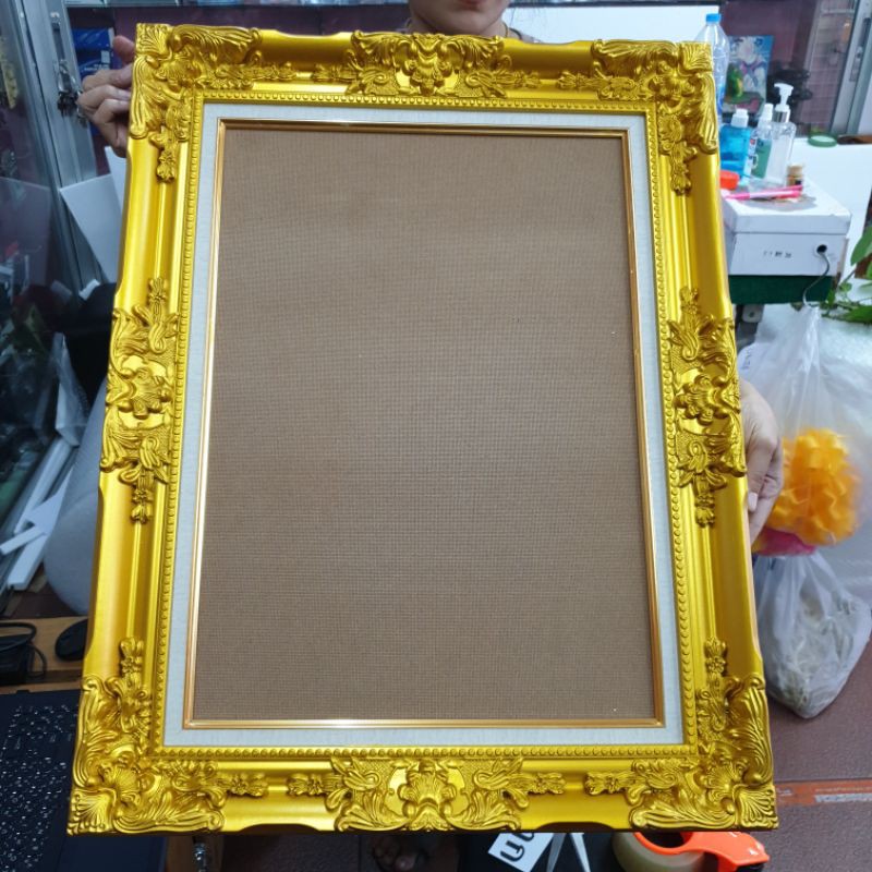 กรอบเปล่า กรอบหลุยส์ ใส่รูป 20x30 นิ้ว กรอบเปล่าราคาถูก กรอบหลุยส์สีทอง กรอบรูปแต่งงาน ขายกรอบรูป กร