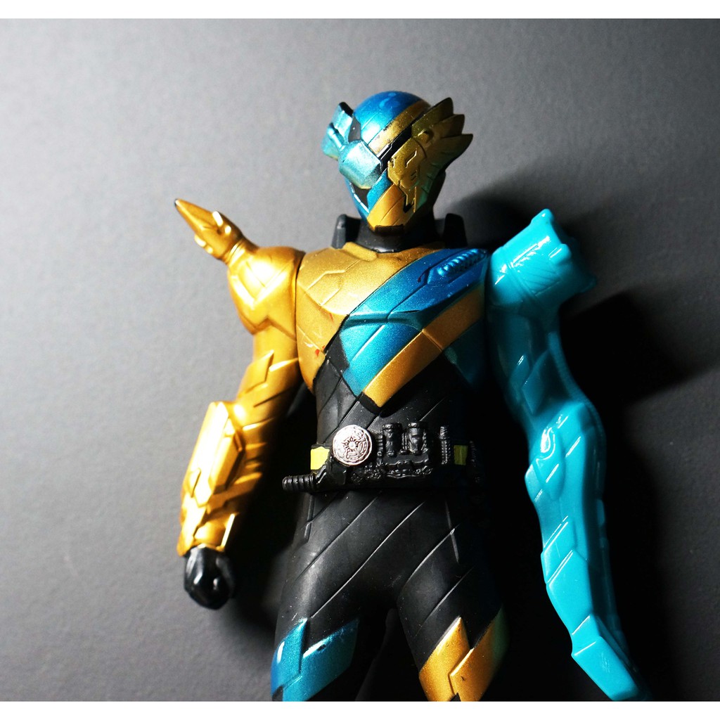 Bandai Kamen Rider Build Lion Cleaner Form 6.6 นิ้ว มดแดง มาสค์ไรเดอร์ Soft Vinyl Masked Rider Soft 