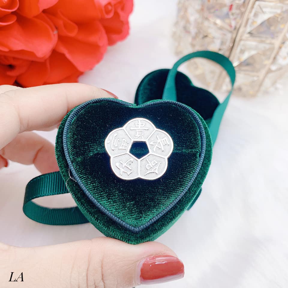 เหรียญดอกไม้แอปริคอททําจากเงินสเตอร์ลิง 2.5ซม. MS09h