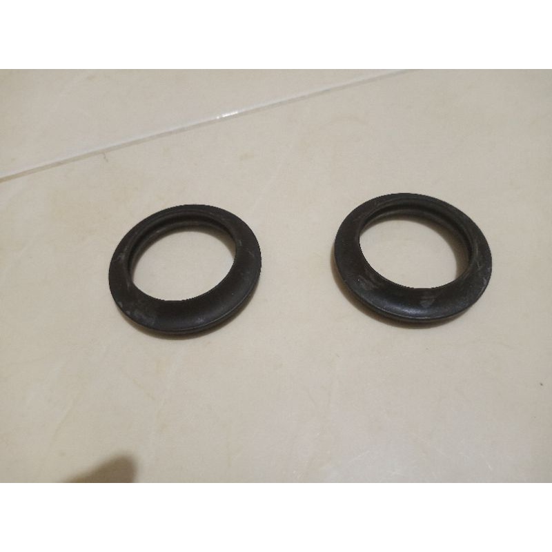 ขายยางกันฝุ่นer6nหนึ่งคู่ปี12/16