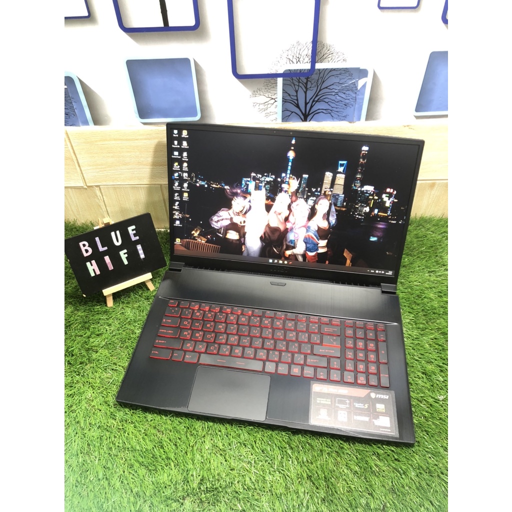 Notebook MSI gaming i7 9750h แรม 16 กิก GTX 1660ti จอ 17 นิ้ว