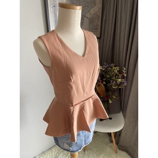 ESPADA Nude Peplum Top (with attached Rosegold Belt)