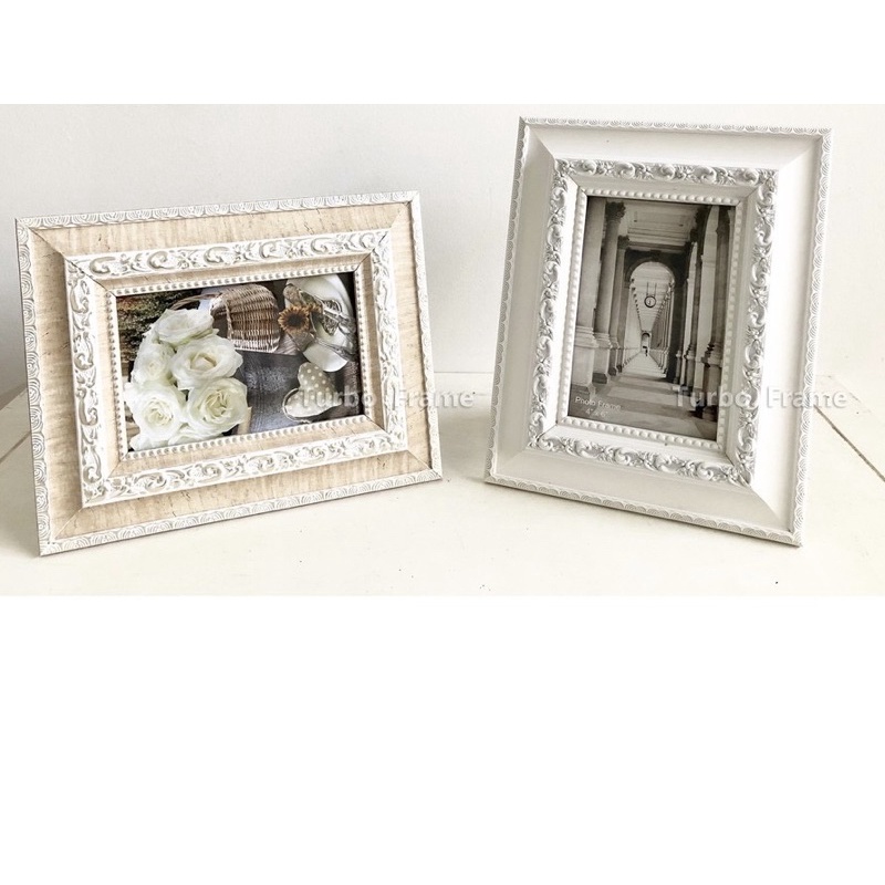 กรอบรูปสีขาว ขนาดภาพ 4x6" ,5x7" , 6x8" ,A5(ครึ่งa4) , B5 (7x10 นิ้ว )  +พร้อมกระจก+ขาตั้ง+หูแขวนผนัง(  DB-333 )