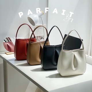 พร้อมส่ง Parfait bag กระเป๋าถือ สไตล์ลูกคุณ กระเป๋าคล้องแขน ทรงน่ารักมาก