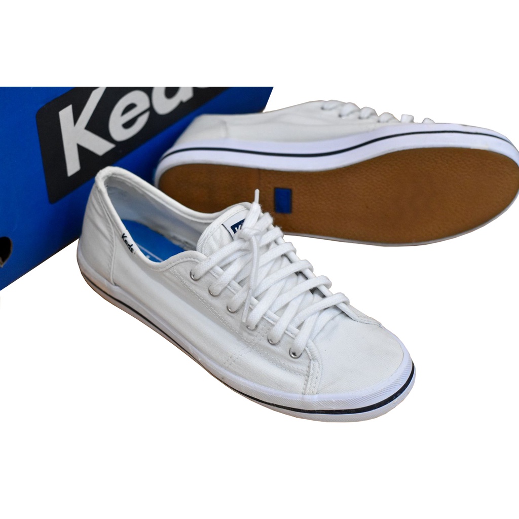 keds​ รองเท้าผ้าใบผู้หญิง​ แบบผูกเชือก​ สีขาว​ แท้​ 100% มือสอง