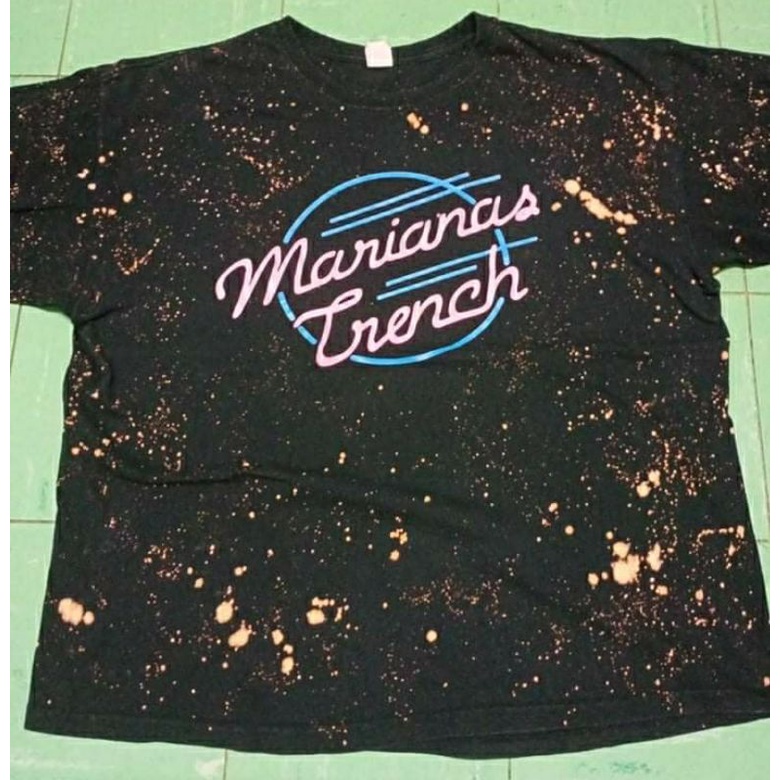 เสื้อวง Marianas Trench งานผ้ากัด OVP ไซส์XLอก48 ยาว28 ของแท้100% แถมจัดส่งฟรีค่ะ