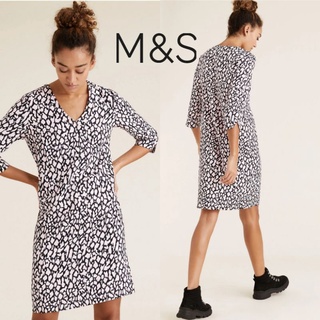 M&amp;S  COLLECTION  : Crepe  Print V-Neck Shift Dress