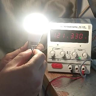 หลอดไฟ LED E27 DC 3V 3.7V แรงดันต่ํา ทรงกลม ความสว่างสูง