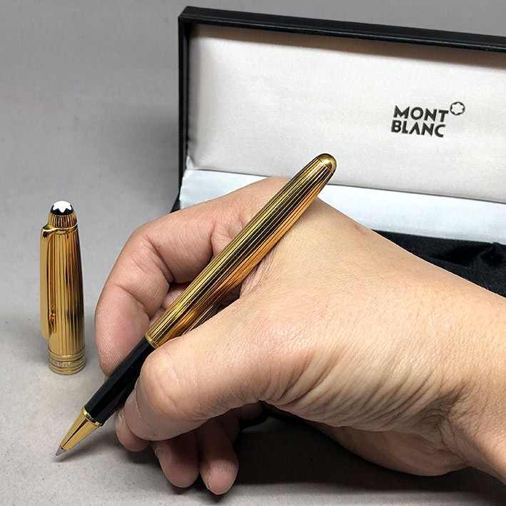 ปากกามือสอง ของแท้ ปากกาหมึกเคมี MONTBLANC meisterstuck ตัวด้ามลายเส้น วัสดุเงินแท้ silver sterling 