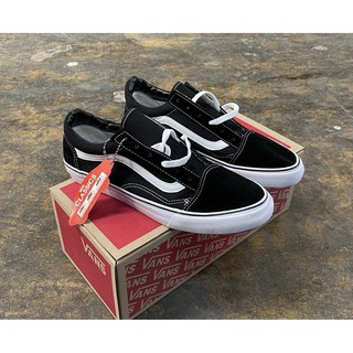 รองเท้าผ้าใบแฟชั่น Vans Old Skool Outlet  สำหรับผู้หญิง ผู้ชาย เป็นรองเท้าสเก็ตบอร์ด