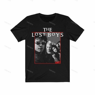 เสื้อยืดผ้าฝ้ายพิมพ์ลายขายดี เสื้อยืดคอกลม ผ้าฝ้าย พิมพ์ลาย The Lost Boys สีดํา สไตล์เรโทร สําหรับผู้ชาย และผู้หญิง