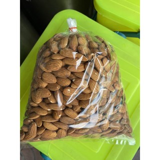 อัลมอนด์ ดิบ เต็มเมล็ด / Almond Seeds (1 กิโลกรัม)