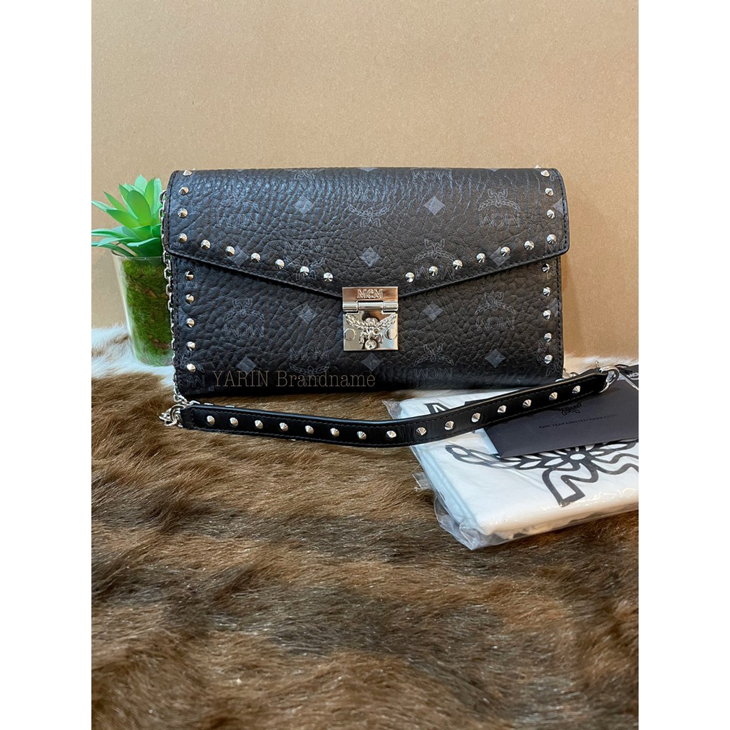 New MCM Medium Millie Flap Crossbody in Studded Outline Visetos กระเป๋ามิลลี่ 9”