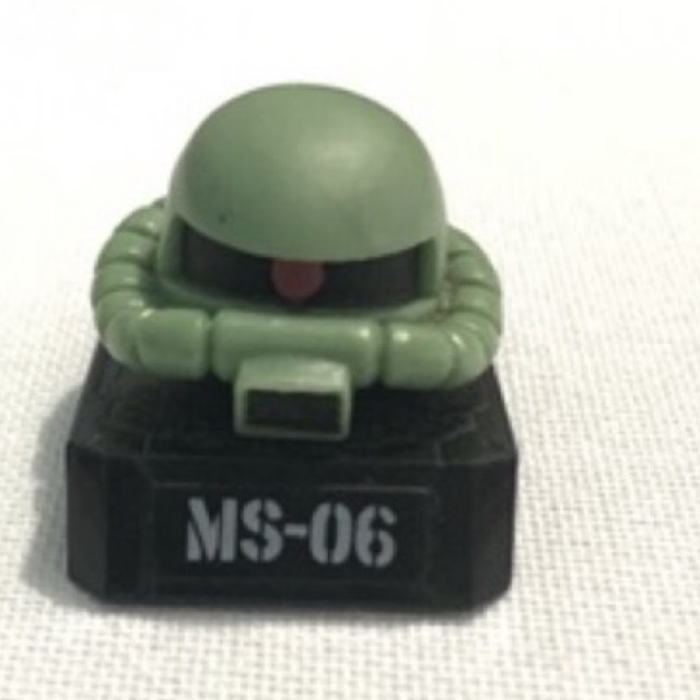 MS-06 หัวกันดั้ม ลิขสิทธิ์ปักท้ายหัว Gundum