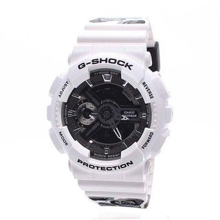 CASIO G-SHOCK   สีขาว สายเรซิ่น รุ่น GMA-S110F-7A