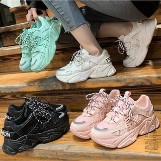 💥พร้อมส่ง 💥รองเท้าผ้าใบ รองเท้าแฟชั่น รองเท้าผ้าใบผู้หญิง เสริมส้น 3 นิ้ว  Women High Top Sneakers Women Platform Shoe