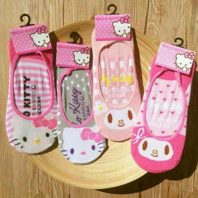 ถุงเท้าลิขสิทธิ์แท้ hello kitty