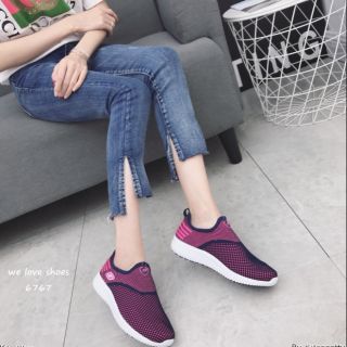 รองเท้าผ้าใบ มี2สี