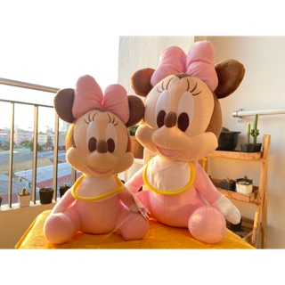 ตุ๊กตา Baby Minnie ชุดผ้ากันเปื้อน