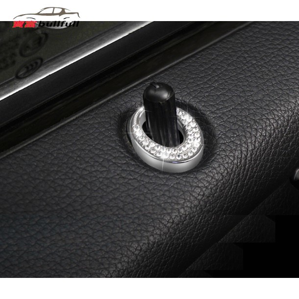 [คลังสินค้าพร้อมจัดส่งฟรี] BENZ W205 C Rhinestone C200 C250 C43 C63 AMG ฝาครอบกลอนประตูตกแต่งกลอนประ