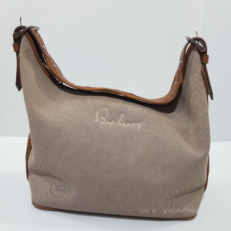 กระเป๋าBrandnameแท้ Burberry Hobo bag ( ส่งฟรี )