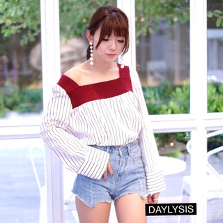 Stripe Shirt Open shoulder koreastyle เสื้อเชิ้ตเกาหลี กุ๊นขอบผ้าknitดีไซน์เปิดไหล่ได้ สวยเก๋น่ารัก ผ้าเนื้อดี