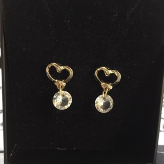 ต่างหูใหม่✨มินิมอล หัวใจน่ารัก อัญมณีzircon