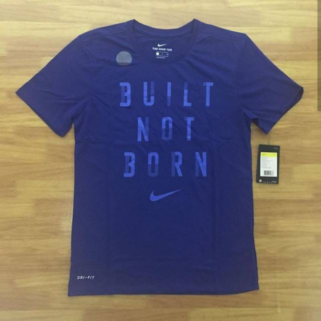 Nike เสื้อยืด สีฟ้า เบเรล