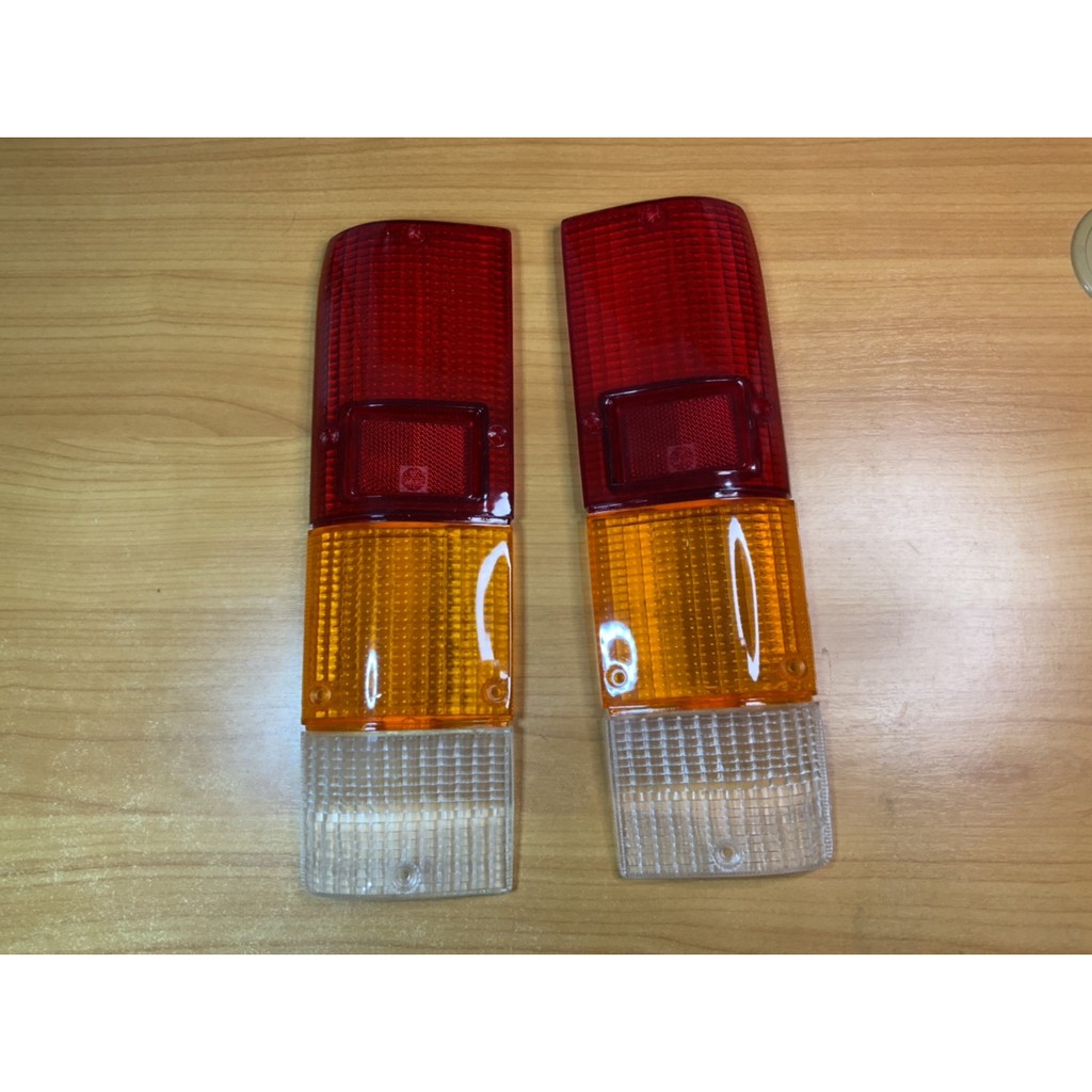 ฝาไฟท้าย KBD / KB-20 / KB-21 ปี 1972 - 1981 เกรดอย่างดี ยี่ห้อ Diamond - ฝา ไฟท้าย เคบีดี KB20 KB21