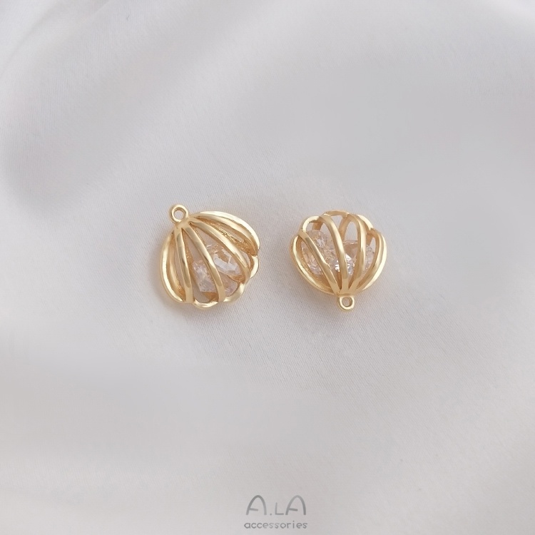 【 เครื่องประดับ DIY 】จี้หอยเชลล์ ชุบทอง 14k ประดับเพทาย สําหรับตกแต่งภายใน สร้อยข้อมือ ต่างหู DIY【จี้ / ลูกปัดห้อย/จี้สร้อยคอ/จี้ทอง/จี้ห้อย】