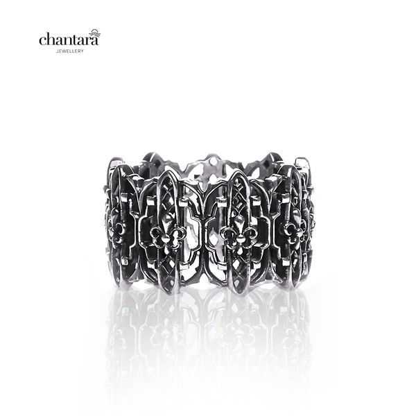CHANTARA - แหวนหน้ากว้าง "Spinner Fierce De Lis Ring" แหวนเงิน แหวนชาย ฟรีผ้าเช็ด