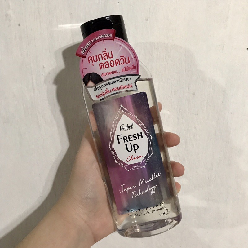 แชมพู Feather Fresh Up Charm 320 ml