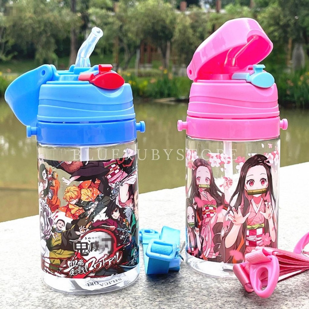 พร้อมส่ง กระติกน้ำ ขวดน้ำเด็ก มีสายสะพาย ลายดาบพิฆาตอสูร Water Bottle | Bluerubystore