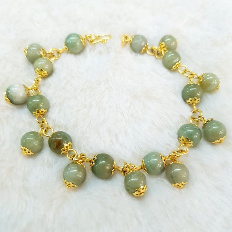 ข้อมือหยกพม่าแท้ % หยกสวย สีเขียวธรรมชาติ Burma jade natural