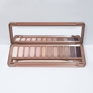 อายแชโดว์ 𝐔𝐫𝐛𝐚𝐧 𝐃𝐞𝐜𝐚𝐲 Naked 3 eye palette