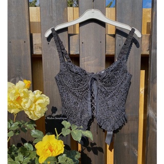 ป้าย for Love &amp; Lemons ✨Eyelet Bustier✨ เสื้อสายเดี่ยวลูกไม้ฉลุ  ของใหม่พร้อมส่ง ขาว/ดำ