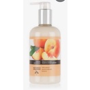 MARKS & SPENCER โลชั่นบำรุงมือและผิวกาย Peach & Almond Hand & Body Lotion 300 ml.