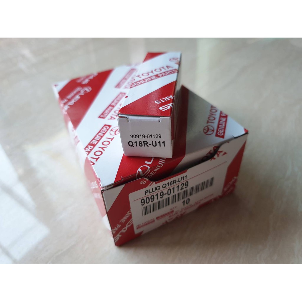 หัวเทียน Q16RU11 AE100,AE110,SOLUNA,VIOS,ยาริส,ALTIS 1600,18001JZ,2JZ แท้ๆเบิกห้าง ราคาตัวละ 65บาท
