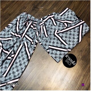 Set 2 ชิ้น เสื้อแขนกุด คอกลม ผ้าไหมอิตาลี่ พิมลา