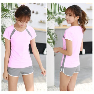 ชุดว่ายน้ำแนวสปอร์ต เสื้อ+กางเกง รอบอก 32-38 รอบเอว 28-32 สะโพก 38-44 นิ้วค่ะ