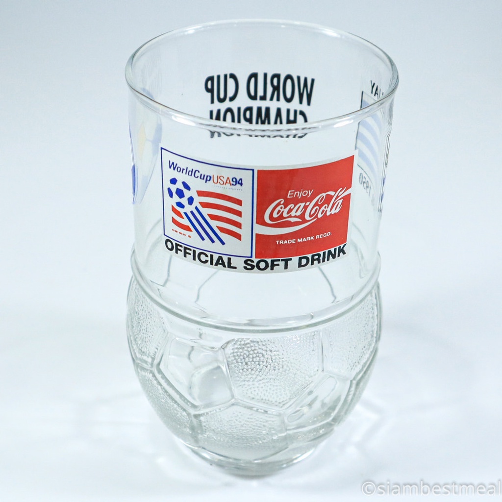แก้วโค้กบอลโลก1994 WorldCup USA94  URUGUAY ยี่ห้อ โคคา-โคล่า (Coca-Cola)  แก้วทรงตูดลูกบอล วินเทจแก้