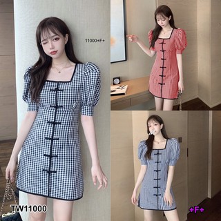 AK 11000 Dress เดรสคอเหลี่ยนลายสก็อตแขนตุ๊กตา