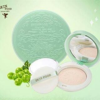 แป้งองุ่นโฉมใหม่ SKINFOOD White Grape Fresh Light Pact แท้