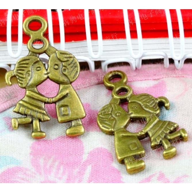 แพ็ค 3 ชิ้น ตัวห้อยซิป นางฟ้า/คู่รัก รูปสินค้าเป็นด้านหน้าและหลังของชิ้นงานนะคะ