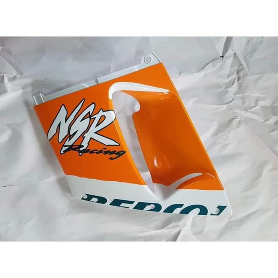 Fairing NSR 150 SP PROARM ชุดสี แฟริ่งกลางซ้ายของแท้จากฮอนด้า ใหม่มือหนึ่ง แปะสติ๊กเกอร์ พร้อมใช้งาน