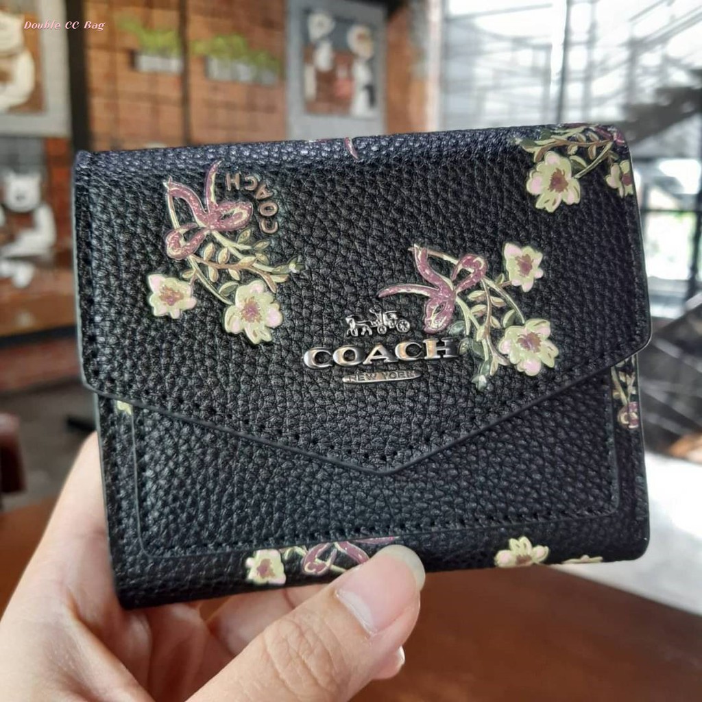 (แท้ 💯%‼) COACH F28445 SMALL WALLET WITH FLORAL BOW PRINT