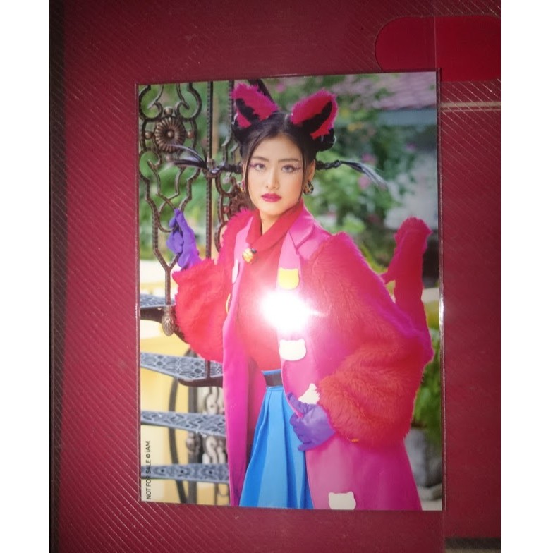 จีจี้ Gygee BNK48  รูปสุ่ม จากอัลบั้ม Warota People MV Costume