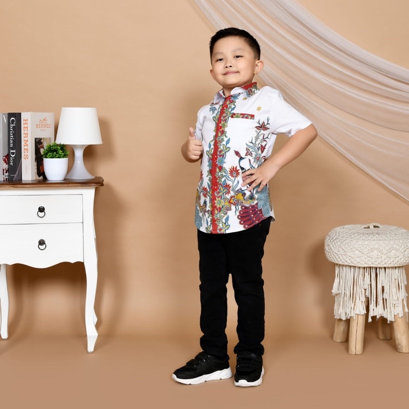 KEMEJA Kb808 เสื้อเด็กสีขาว