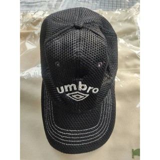 หมวกแบรนด์ UMBRO สภาพดี