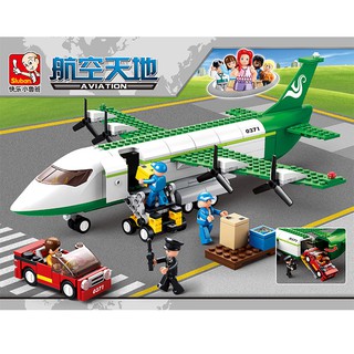 ProudNada Toys ของเล่นเด็กชุดตัวต่อเลโก้เครื่องบิน+รถลำเรียง(กล่องใหญ่สุดคุ้ม) Sluban AVIATION 383 PCS B0371